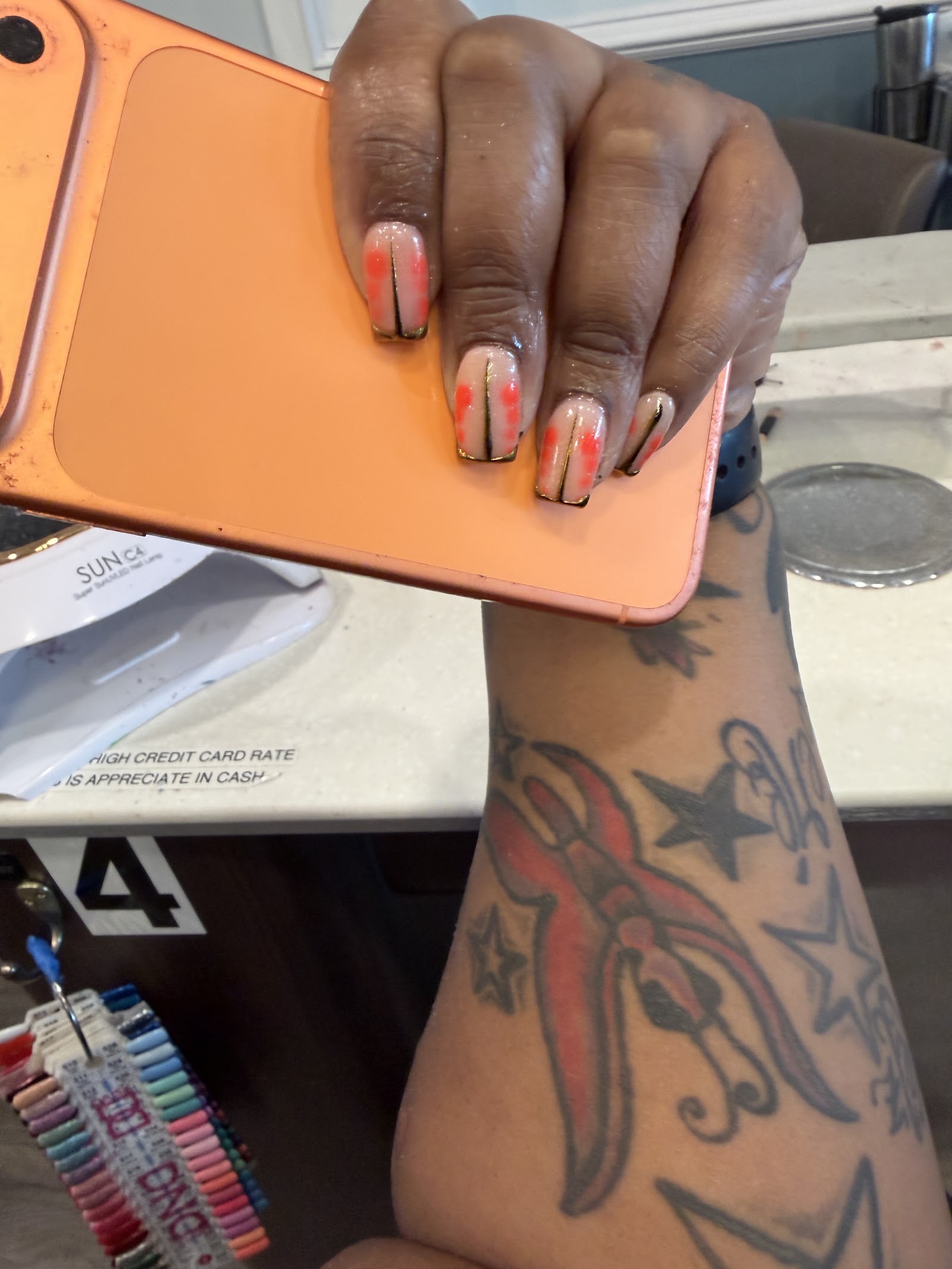 NAIL LOUNGE nail photo 6